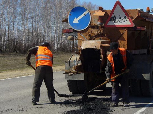 На ремонт дорог местного значения из республиканского бюджета выделено более 280 миллионов рублей