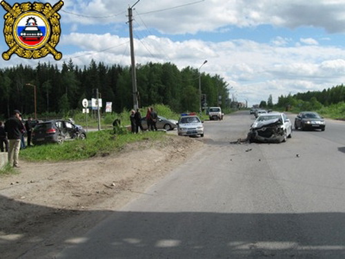 Сводка происшествия на дорогах Коми за 3 июня 2012 года