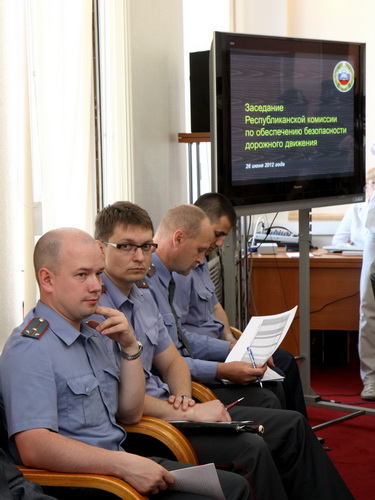 Глава Республики Коми Вячеслав Гайзер возглавил республиканскую комиссию по обеспечению безопасности дорожного движения