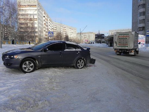 Сыктывкар: «Газель» ударила сразу две машины