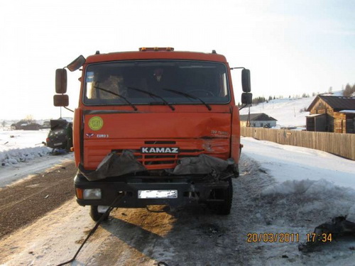 В Ижемском районе в дорожно-транспортном происшествии погиб водитель иномарки