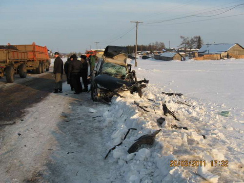 В Ижемском районе в дорожно-транспортном происшествии погиб водитель иномарки