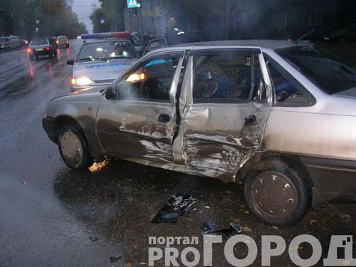 Сыктывкар: карета «скорой помощи» разбила два автомобиля 