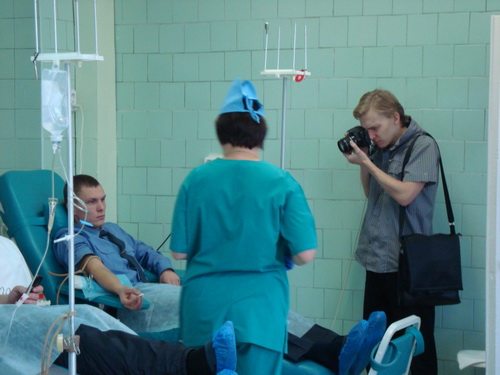 Администрация Сыктывкара и ГИБДД сдали кровь для пострадавших в ДТП