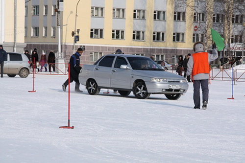 В Сыктывкаре прошел конкурс Автоледи-2012