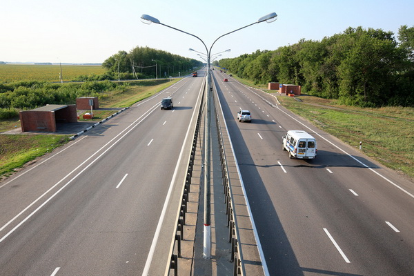 Максимальную скорость в России увеличат до 130 километров