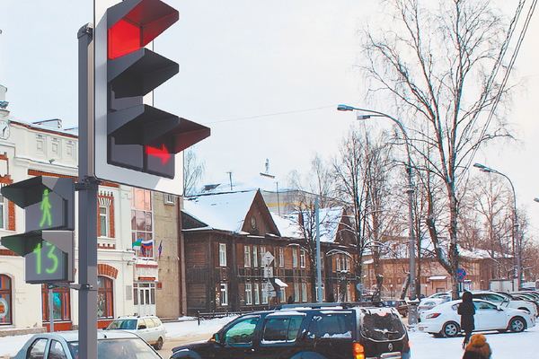 В Сыктывкаре два новых светофора до сих пор не работают