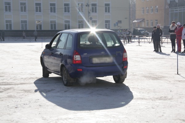 В Сыктывкаре прошло автомногоборье для женщин-автолюбительниц Автоледи – 2013