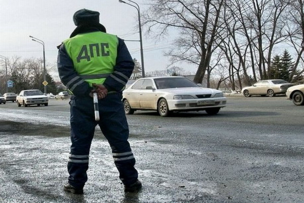 В Сыктывкаре возбуждено уголовное дело в отношении подростка ударившего сотрудника ДПС