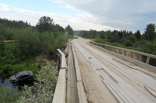 Дорожное агентство обязали починить старый мост возле ухтинского поселка Кэмдин