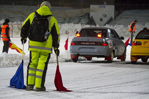В финале ледового трека СуперШип-2014 гонщики поборолись за кубок чемпионата