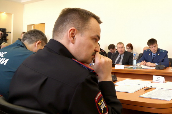 Вячеслав Гайзер поручил в недельный срок предоставить полную информацию по дорожным работам во всех городах и районах республики