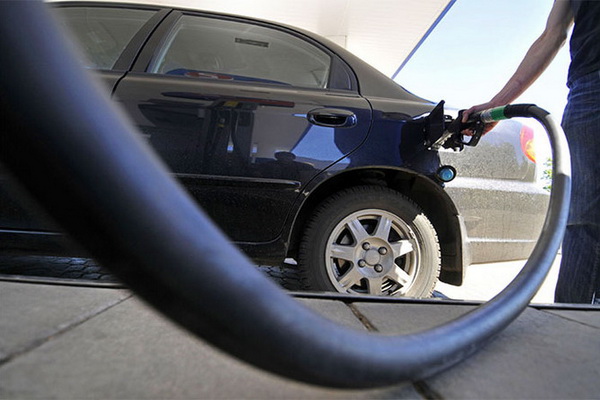 Сыктывкарские заправки перешли на летний дизель и подняли цены на бензин