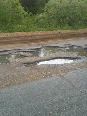 Дороги в Усть-Куломском районе не ремонтировались с 2007 года