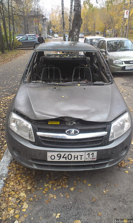 Сыктывкарец специально поджег свой автомобиль